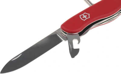 Нож перочинный Victorinox Trailmaster (0.8463) 111мм 12функц. красный карт.коробка