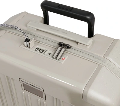 Чемодан Piquadro POP (BV4425POP/BE) 40x20x55см 31л. 2.87кг. поликарбонат бежевый