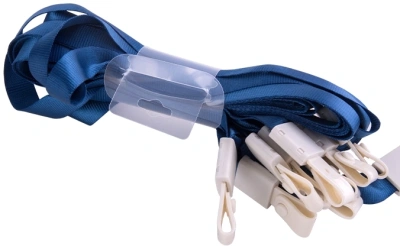 Шнур для пропуска Deli 8352blue 45х1см нейлон синий (упак.:12шт) пластиковый пакет