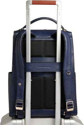 Рюкзак женский Piquadro Patricia CA6772W140/BLU темно-синий натур.кожа