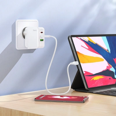 Сетевое зар./устр. Hoco C115A Header PD65W three-port(2C1A) charger(EU) 65W 3.25A+3A+2A+1.5A (PD+QC) универсальное белый (98312)