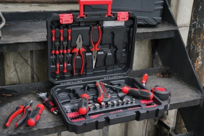 Набор инструментов Cartman 100068523492 82 предмета (жесткий кейс)