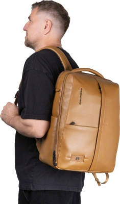 Рюкзак Piquadro Russel CA6766W137/G горчичный натур.кожа
