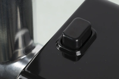 Мясорубка Vitek VT-3644 2000Вт черный