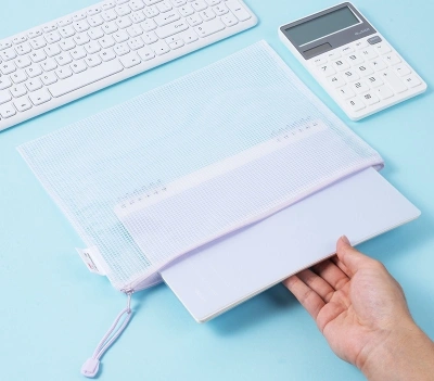 Папка на молнии Deli Colorful EF280 A4 ПВХ 0.23мм ассорти цвет молнии ассорти