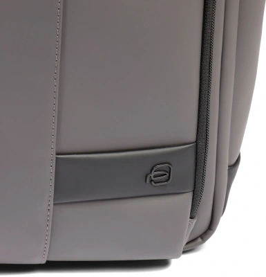 Рюкзак мужской Piquadro Wollem Rubber CA6239W129W/GRN серый/черный полиуретан