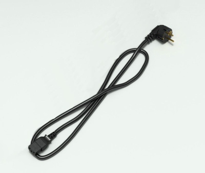 Шнур питания Rem R-10-CORD-C13-S-5 C13-Schuko проводник.:3x1мм2 5м 220В 10А (упак.:1шт) черный