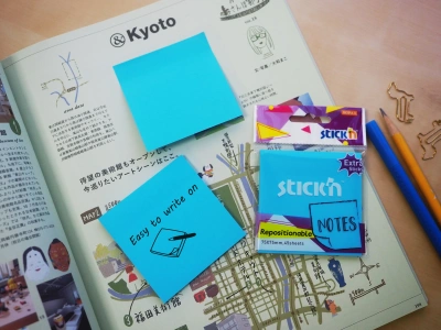 Блок самоклеящийся бумажный Stick`n 27098 76x76мм 45лист. синий неон 1цв.в упак. усиленный клей