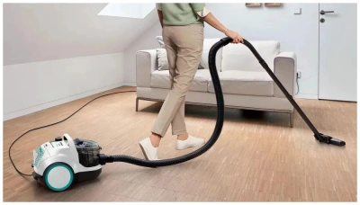 Пылесос Bosch Serie 4 BGC21HYG1 550Вт белый/черный