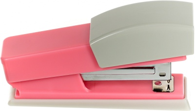 Степлер Kw-Trio 055X6-PNK Swing Standing 24/6 26/6 (20листов) розовый 100скоб пластик коробка