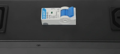 Блок распределения питания Lanmaster TWT-PDVMT1-6X36-32A верт.размещ. 6xC19 36xC13 с мониторингом 32A IEC 309 3м