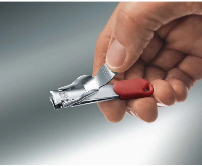 Книпсер Victorinox 8.2050.B1 для ногтей 60мм красный блистер