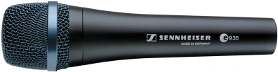 Микрофон проводной Sennheiser E 935 черный